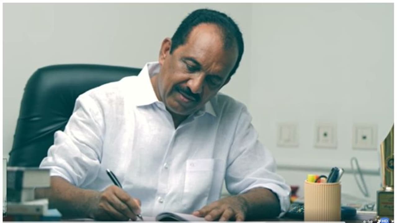 'പ്രതിവിധി പ്രതിരോധമൊന്നു മാത്രം'; കൊറോണയ്ക്കെതിരെ അവബോധമുണർത്താൻ കൊറോണക്കവിതയുമായി ബെന്നി ബഹന്നാൻ 'പ്രതിവിധി പ്രതിരോധമൊന്നു മാത്രം'; കൊറോണയ്ക്കെതിരെ അവബോധമുണർത്താൻ കൊറോണക്കവിതയുമായി ബെന്നി ബഹന്നാൻ