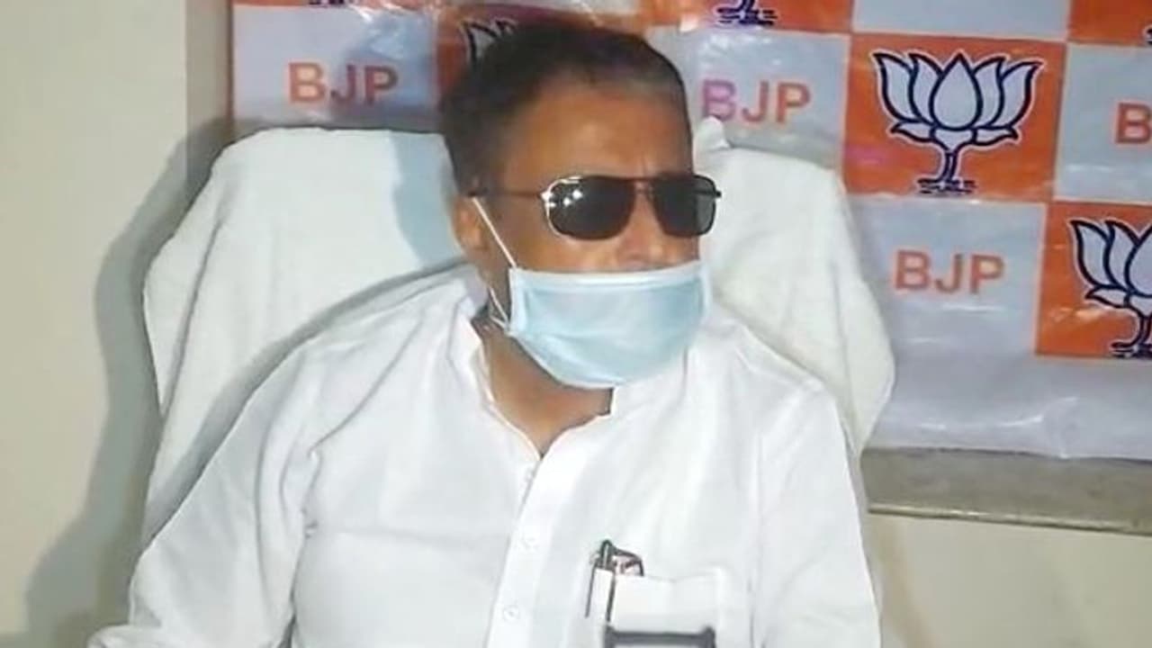 BJP MP Mukul Roy disagrees with WB Governor on claim of Raj Bhavan being under surveillance BJP MP Mukul Roy disagrees with WB Governor on claim of Raj Bhavan being under surveillance