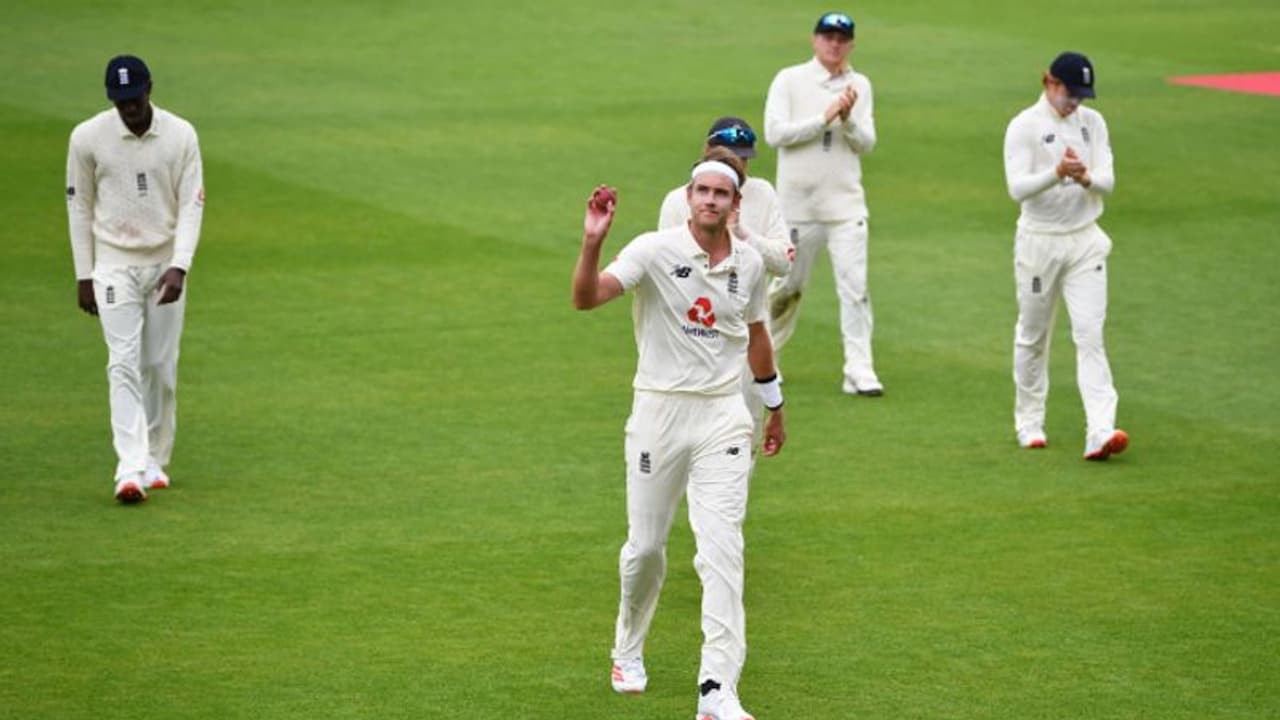 മുന്നില് കൂറ്റന് ലക്ഷ്യം; തകര്ച്ചയോടെ വിന്ഡീസിന് തുടക്കം മുന്നില് കൂറ്റന് ലക്ഷ്യം; തകര്ച്ചയോടെ വിന്ഡീസിന് തുടക്കം