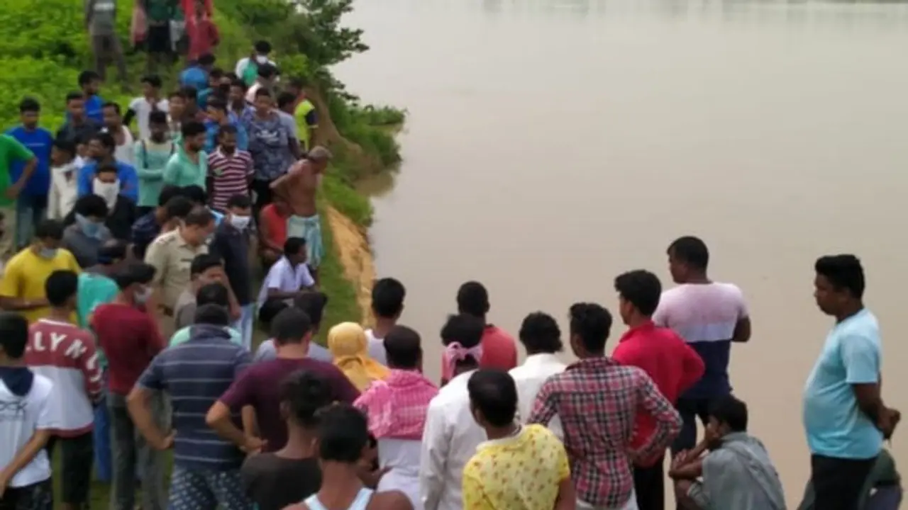 শিবপুজো করতে গিয়ে ঘটল দুর্ঘটনা, দামোদর নদে তলিয়ে গেল ৪ বন্ধু