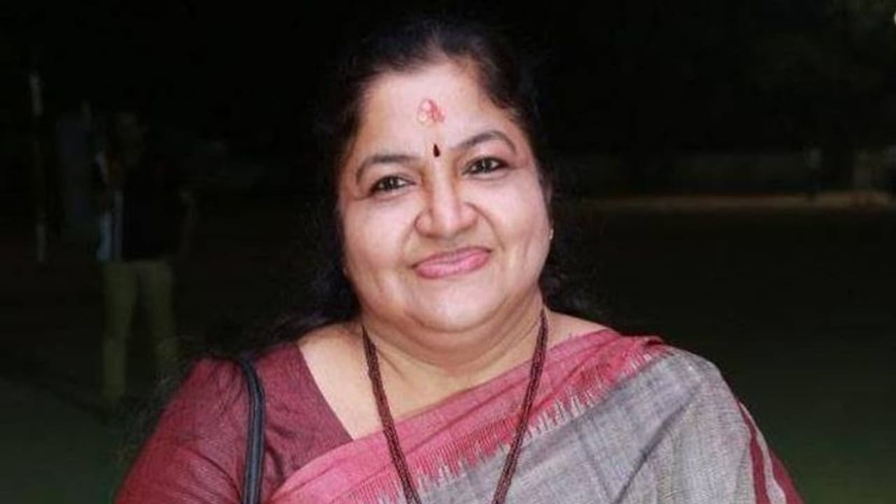 സമ്മാനമായി 50000 രൂപ, ഐ ഫോണ്‍, ആരും വിശ്വസിക്കും, ഗായിക ചിത്രയുടെ പേരും പടവും; എല്ലാം വ്യാജം, പേജ് പൂട്ടിച്ചു