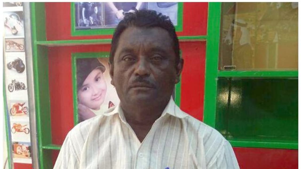 ഹൃദയാഘാതം മൂലം പ്രവാസി മലയാളി താമസ സ്ഥലത്ത് മരിച്ചു ഹൃദയാഘാതം മൂലം പ്രവാസി മലയാളി താമസ സ്ഥലത്ത് മരിച്ചു