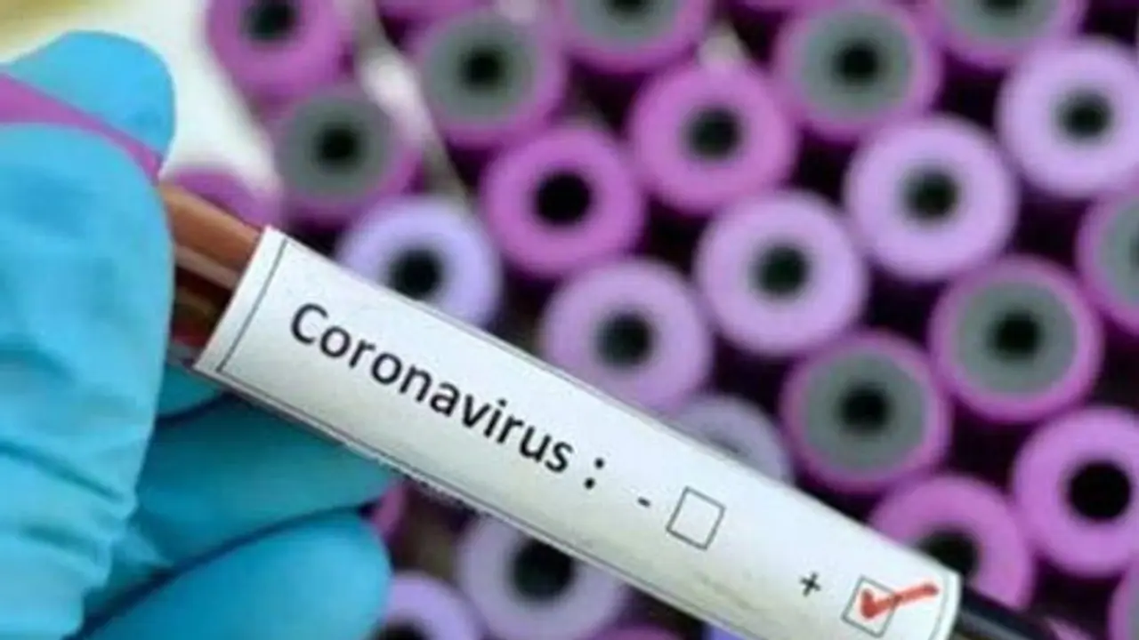 বেআব্রু যোগী রাজ্যের স্বাস্থ্য পরিষেবা, মৃত্যুর আগে করোনা আক্রান্তের অবহেলার অভিযোগ