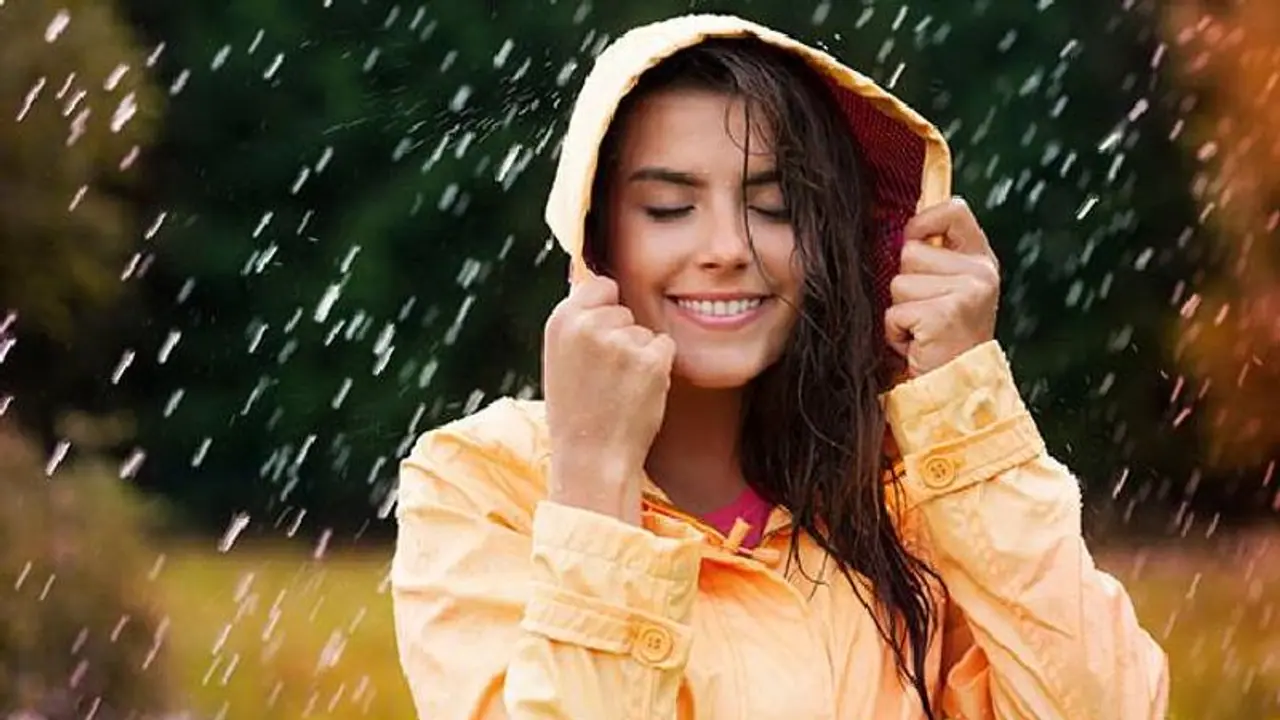 മണ്സൂണ് കാലത്തെ പ്രതിരോധശേഷി; ഡയറ്റില് ശ്രദ്ധിക്കേണ്ട കാര്യങ്ങള്... മണ്സൂണ് കാലത്തെ പ്രതിരോധശേഷി; ഡയറ്റില് ശ്രദ്ധിക്കേണ്ട കാര്യങ്ങള്...