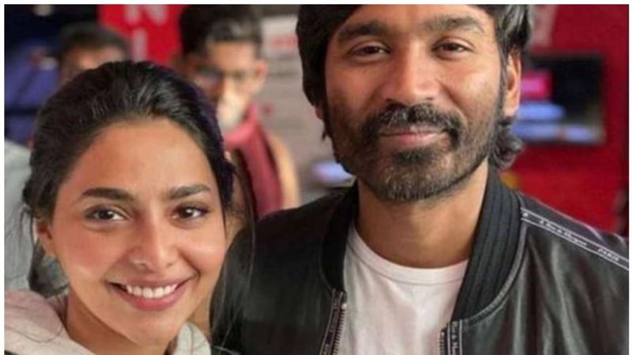 ധനുഷിന്റെ ഇതിഹാസ കഥാപാത്രങ്ങള്ക്കായി കാത്തിരിക്കുന്നു, ആശംസകളുമായി ഐശ്വര്യ ലക്ഷ്മി ധനുഷിന്റെ ഇതിഹാസ കഥാപാത്രങ്ങള്ക്കായി കാത്തിരിക്കുന്നു, ആശംസകളുമായി ഐശ്വര്യ ലക്ഷ്മി