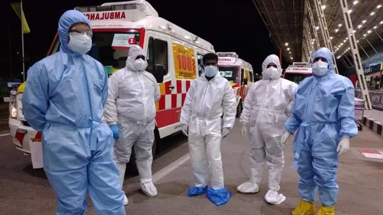 দিদির রাজ্য়ে 'দাদাগিরি', ৮কিলোমিটার অ্যাম্বুল্য়ান্সে যাওয়ার ভাড়া ৯ হাজার টাকা দিদির রাজ্য়ে 'দাদাগিরি', ৮কিলোমিটার অ্যাম্বুল্য়ান্সে যাওয়ার ভাড়া ৯ হাজার টাকা