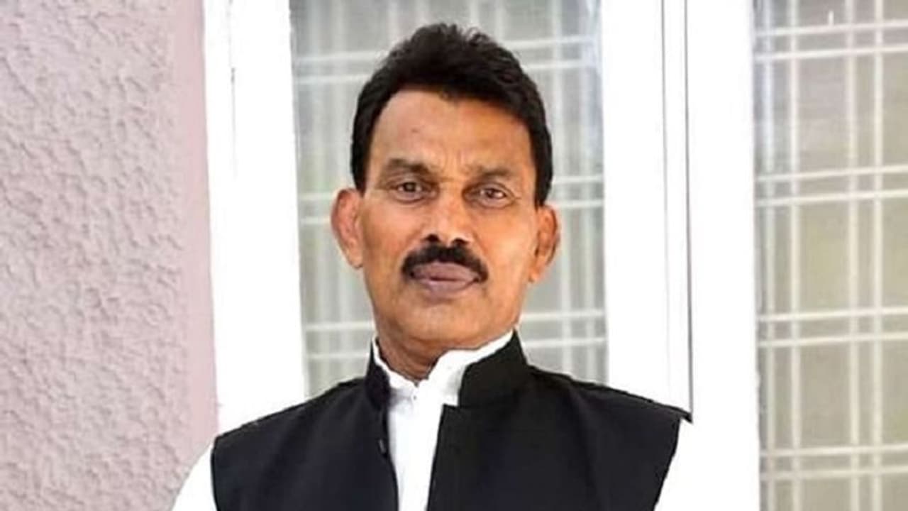 Coronavirus: Madhya Pradesh minister Tulsi Silawat, wife test positive for COVID 19 Coronavirus: Madhya Pradesh minister Tulsi Silawat, wife test positive for COVID 19