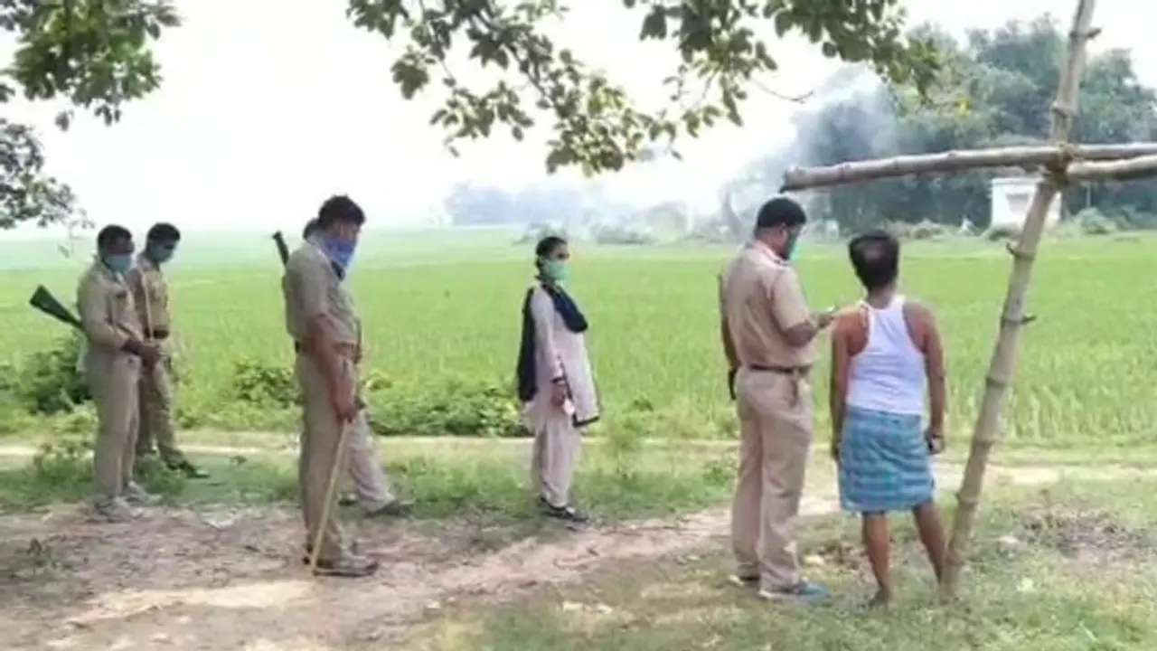 'করোনা পরীক্ষার আগে সৎকার নয়', গ্রামবাসীদের বাধায় ২০ ঘণ্টা বাড়িতে পড়ে রইল বৃদ্ধের দেহ 'করোনা পরীক্ষার আগে সৎকার নয়', গ্রামবাসীদের বাধায় ২০ ঘণ্টা বাড়িতে পড়ে রইল বৃদ্ধের দেহ