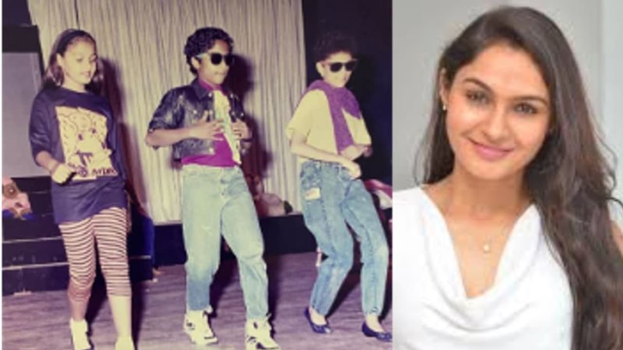 ഒരേയൊരു ക്യാറ്റ് വാക്ക്, തന്നെ കണ്ടുപിടിക്കാമോയെന്ന് ആൻഡ്രിയ ഒരേയൊരു ക്യാറ്റ് വാക്ക്, തന്നെ കണ്ടുപിടിക്കാമോയെന്ന് ആൻഡ്രിയ