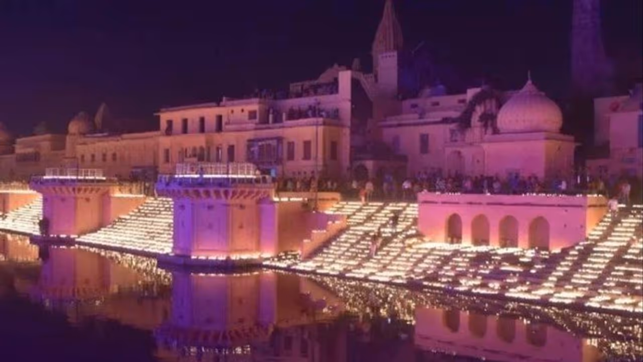 Ahead of Ram Mandir Bhoomi Poojan, Ayodhya priest, 16 police officers test positive for COVID 19 Ahead of Ram Mandir Bhoomi Poojan, Ayodhya priest, 16 police officers test positive for COVID 19