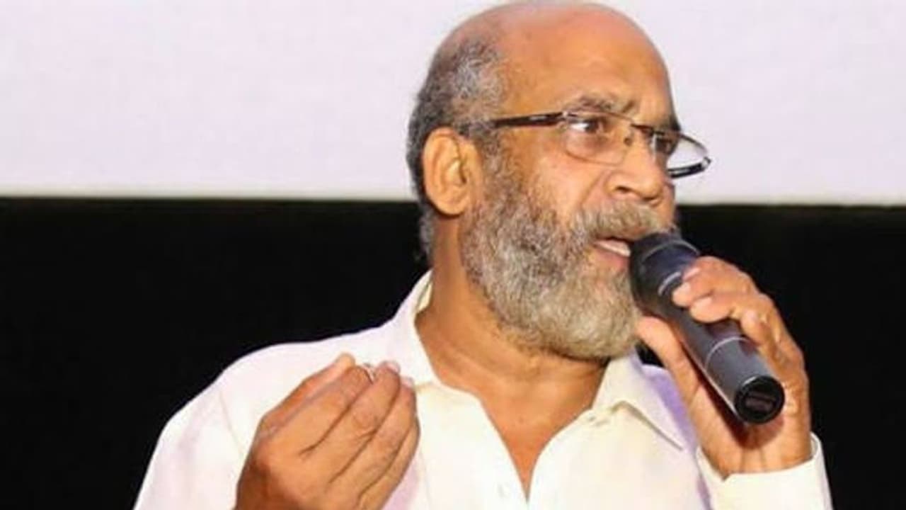 கந்த சஷ்டி கவசத்துக்கு எதிராக பேசிய திரைப்பட இயக்குனர் கைது..! இந்து முன்னணி புகாரில் போலீஸ் அதிரடி. கந்த சஷ்டி கவசத்துக்கு எதிராக பேசிய திரைப்பட இயக்குனர் கைது..! இந்து முன்னணி புகாரில் போலீஸ் அதிரடி.