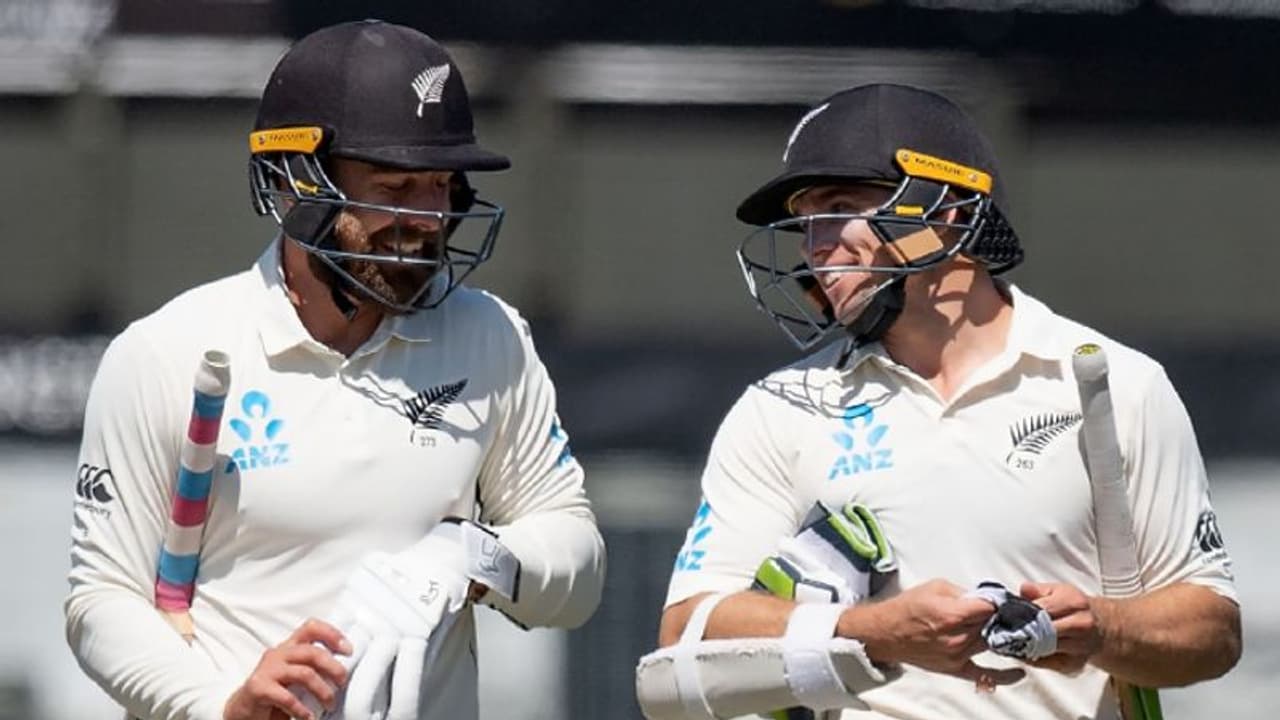 NZ vs BAN: न्यूजीलैंड ने खड़ा किया रनों का पहाड़, कप्तान लाथम ने बनाए 252 रन, कॉन्वे ने खेली शतकीय पारी NZ vs BAN: न्यूजीलैंड ने खड़ा किया रनों का पहाड़, कप्तान लाथम ने बनाए 252 रन, कॉन्वे ने खेली शतकीय पारी