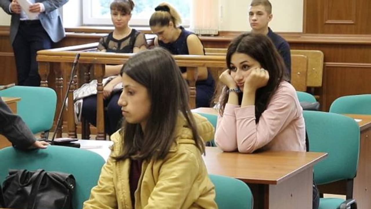 അച്ഛനെ കൊന്ന പെണ്മക്കള്, കേസില് വീണ്ടും വിചാരണ; കൊലപാതകക്കുറ്റം ചാര്ത്തരുതെന്ന് മനുഷ്യാവകാശപ്രവര്ത്തകര് അച്ഛനെ കൊന്ന പെണ്മക്കള്, കേസില് വീണ്ടും വിചാരണ; കൊലപാതകക്കുറ്റം ചാര്ത്തരുതെന്ന് മനുഷ്യാവകാശപ്രവര്ത്തകര്