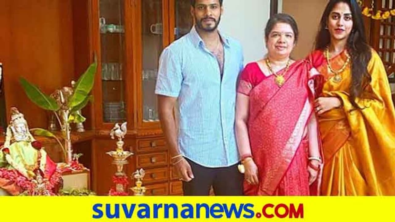 ಕೊರೋನ ವಾರಿಯರ್ಸ್ ನೆರವಿಗೆ ನಿಂತ ನಿಖಿಲ್ : JDS ಅಧಿಕಾರಕ್ಕೇರುವ ಭರವಸೆ ಕೊಟ್ಟ ಅನಿತಾ ಕೊರೋನ ವಾರಿಯರ್ಸ್ ನೆರವಿಗೆ ನಿಂತ ನಿಖಿಲ್ : JDS ಅಧಿಕಾರಕ್ಕೇರುವ ಭರವಸೆ ಕೊಟ್ಟ ಅನಿತಾ