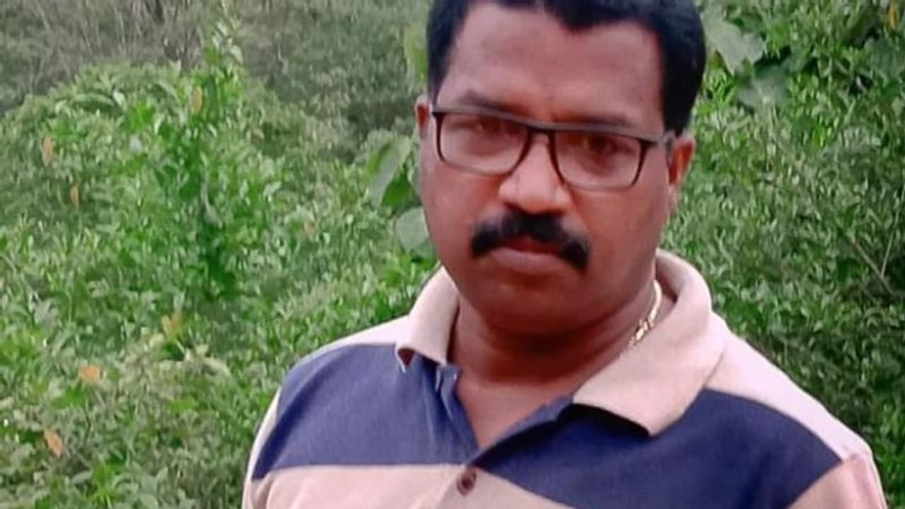 കോട്ടയത്ത് കൊവിഡ് ബാധിച്ച് ചികിത്സയിലിരുന്ന പൊലീസുകാരൻ മരിച്ചു കോട്ടയത്ത് കൊവിഡ് ബാധിച്ച് ചികിത്സയിലിരുന്ന പൊലീസുകാരൻ മരിച്ചു