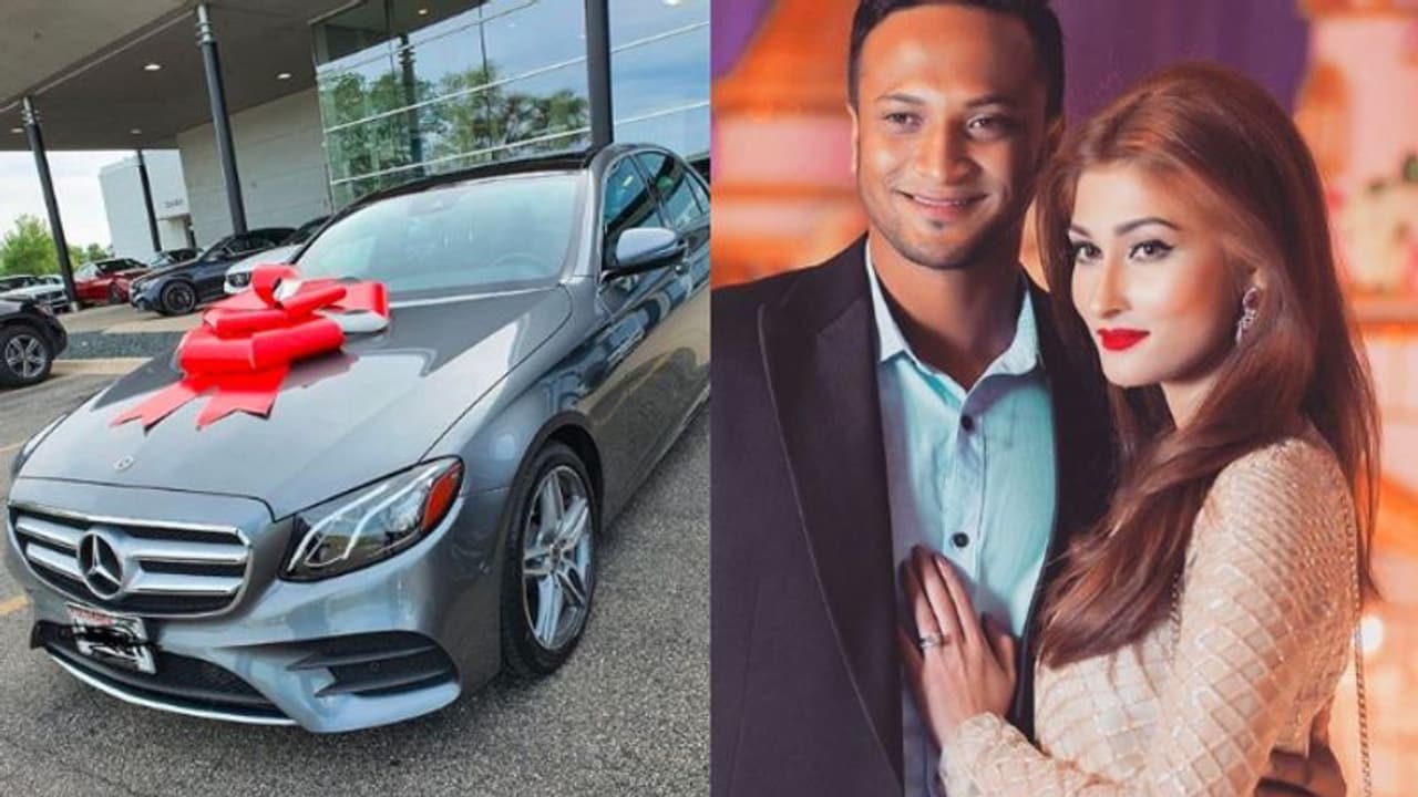 ইদ উপলক্ষ্যে স্ত্রীকে শাকিবের উপহার, ভালবাসা দেখে মুগ্ধ নেট দুনিয়া ইদ উপলক্ষ্যে স্ত্রীকে শাকিবের উপহার, ভালবাসা দেখে মুগ্ধ নেট দুনিয়া