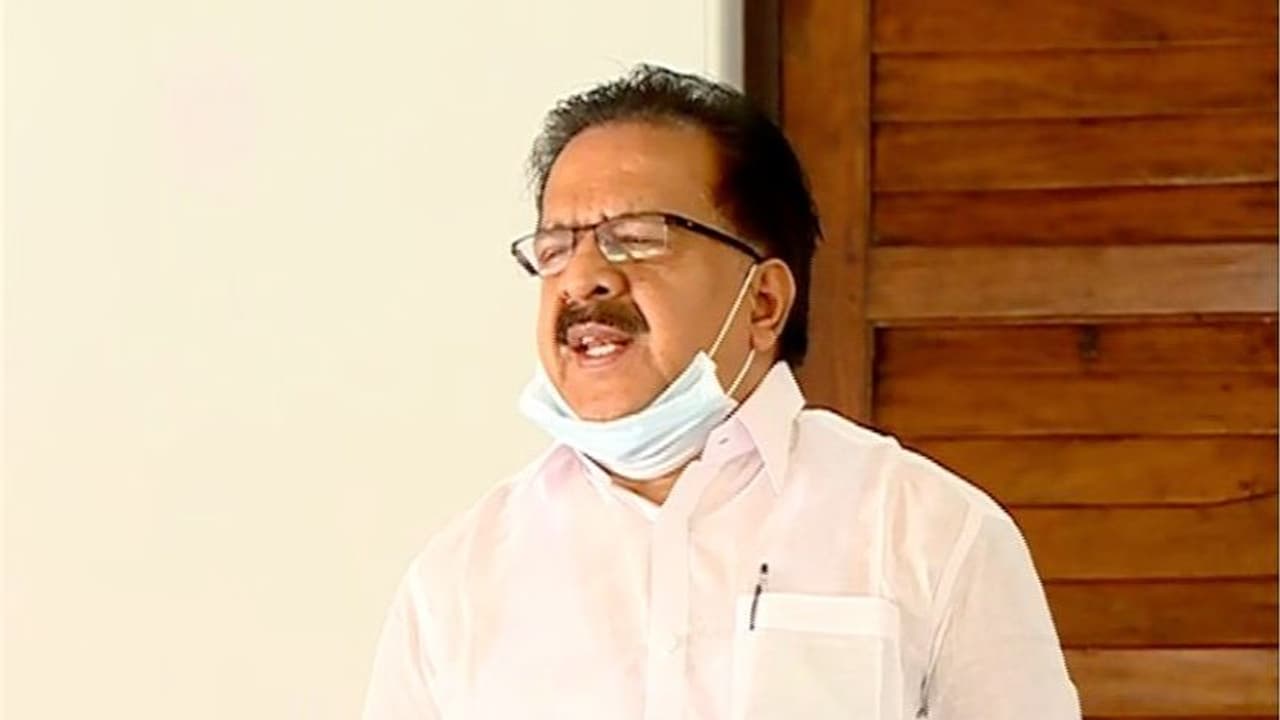 പെരിയ കേസ് സിബിഐക്ക് വിട്ടതിൽ സന്തോഷം: സർക്കാരിന് തിരിച്ചടിയുടെ നാളുകളെന്നും ചെന്നിത്തല