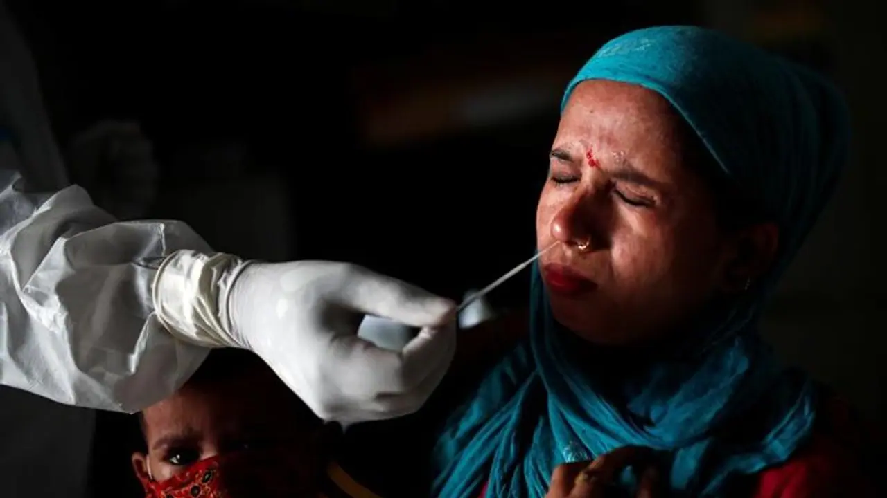 Coronavirus: Over 54,000 fresh COVID 19 cases in a day takes tally beyond 17 lakh mark Coronavirus: Over 54,000 fresh COVID 19 cases in a day takes tally beyond 17 lakh mark