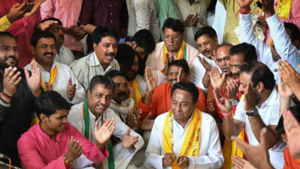 हनुमान भक्त के बाद अब कृष्ण भक्त बने कांग्रेस के कमलनाथ, क्या उपचुनाव पर है नजर