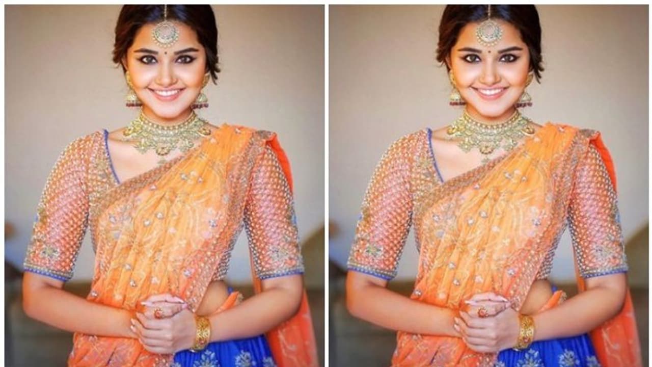 'സ്വപ്നത്തില് ഞാൻ രാജ്ഞിയായിരുന്നു, ഉണര്ന്നപ്പോഴും അതെ', ഫോട്ടോയുമായി അനുപമ പരമേശ്വരൻ 'സ്വപ്നത്തില് ഞാൻ രാജ്ഞിയായിരുന്നു, ഉണര്ന്നപ്പോഴും അതെ', ഫോട്ടോയുമായി അനുപമ പരമേശ്വരൻ