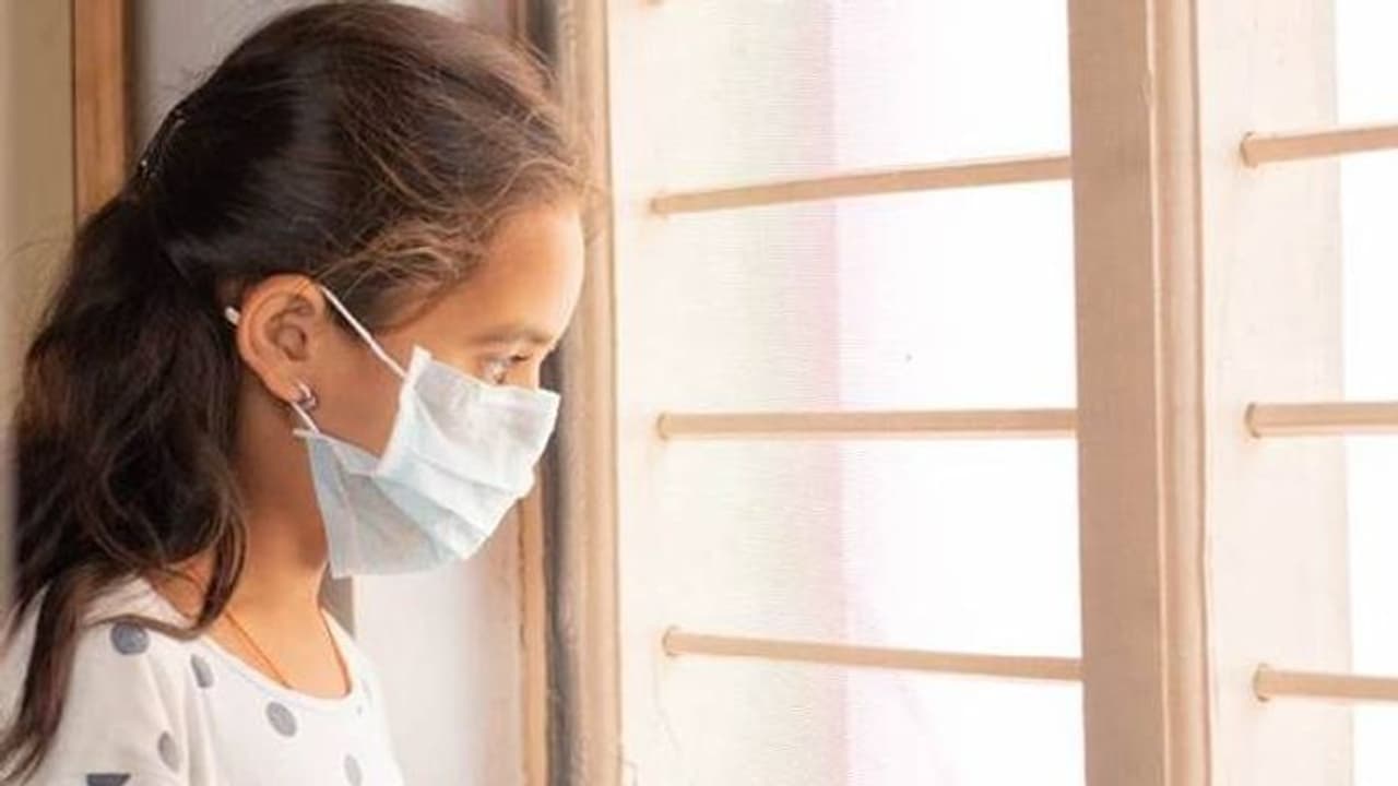 വീട്ടില് ഒരാള്ക്ക് കൊവിഡ് വന്നാല് എല്ലാവര്ക്കും വരുമോ? പഠനം... വീട്ടില് ഒരാള്ക്ക് കൊവിഡ് വന്നാല് എല്ലാവര്ക്കും വരുമോ? പഠനം...