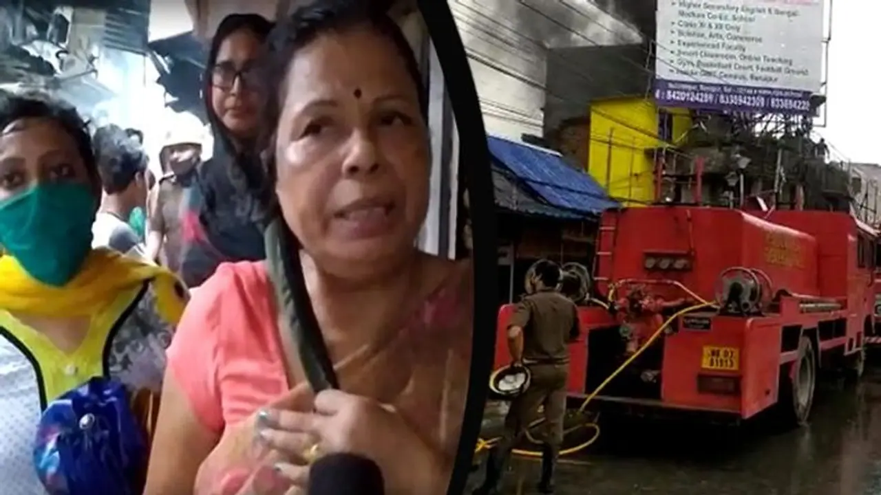 মধ্য়রাতের আগিনের লেলিহান শিখা, পুড়ে খাক বারুইপুরের কাপড়পট্টি, দেখুন ভিডিও মধ্য়রাতের আগিনের লেলিহান শিখা, পুড়ে খাক বারুইপুরের কাপড়পট্টি, দেখুন ভিডিও