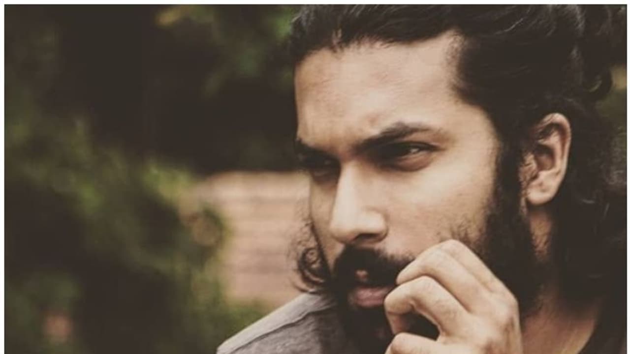 ഗോഡ്‍ഫാദര്‍ വേണം, ഇല്ലെങ്കില്‍ മലയാള സിനിമയില്‍ വളരാൻ ബുദ്ധിമുട്ടാണ് എന്ന് നടൻ അക്ഷയ് രാധാകൃഷ്‍ണൻ