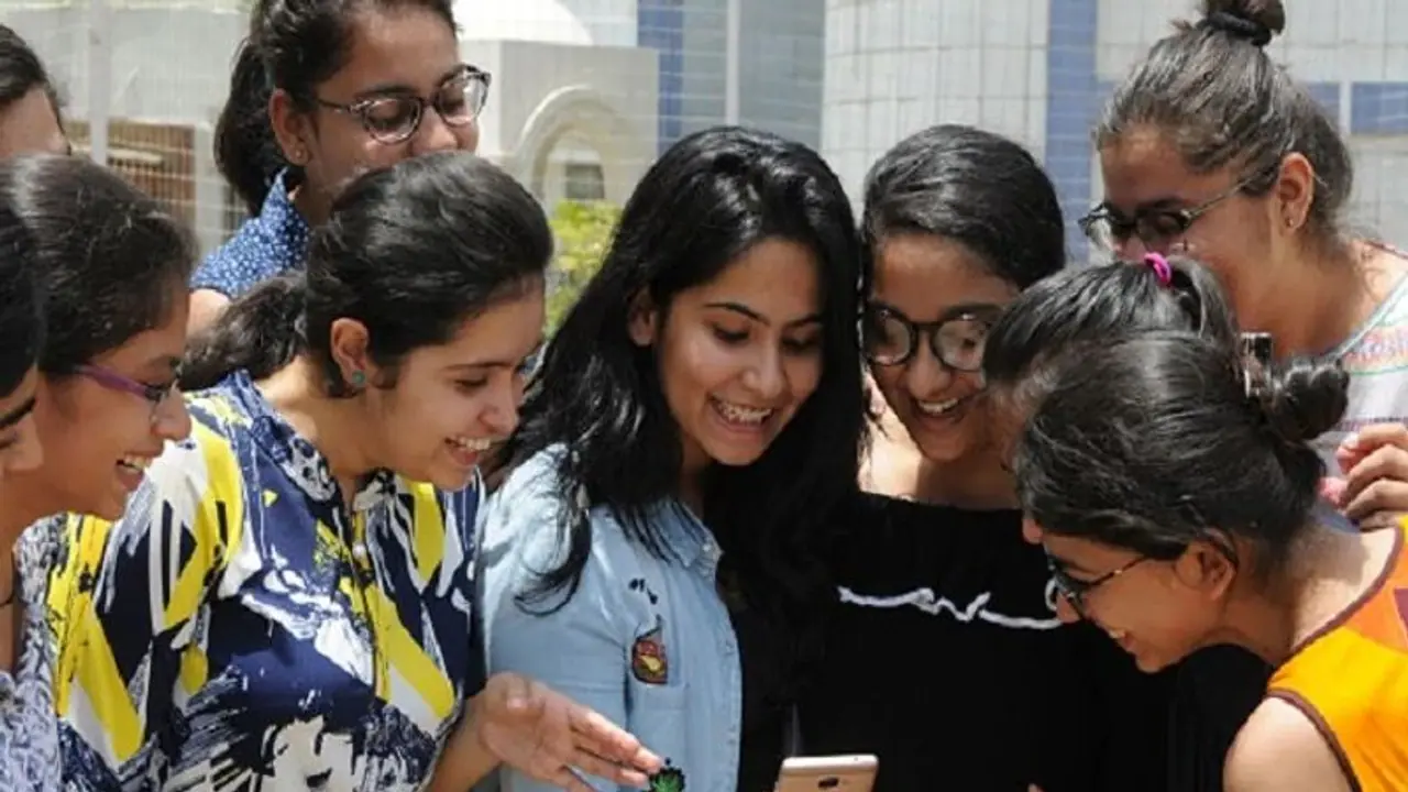 Odisha Board 12th Result 2022 : ओडिशा बोर्ड 12वीं में 94.52% लड़कियां और 93.80% लड़के पास Odisha Board 12th Result 2022 : ओडिशा बोर्ड 12वीं में 94.52% लड़कियां और 93.80% लड़के पास