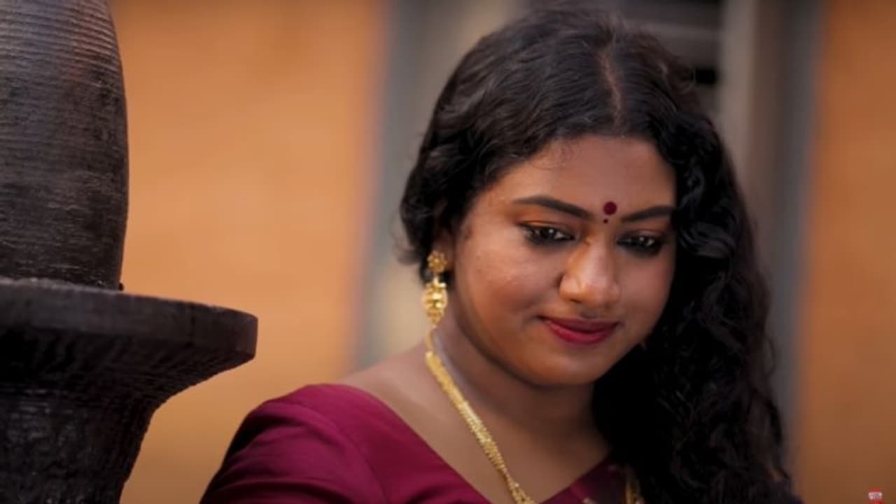 രാഗം മാംസനിബദ്ധമാവുമ്പോള്; ശ്രദ്ധ നേടി 'അരൂപി' ഷോര്ട്ട് ഫിലിം രാഗം മാംസനിബദ്ധമാവുമ്പോള്; ശ്രദ്ധ നേടി 'അരൂപി' ഷോര്ട്ട് ഫിലിം