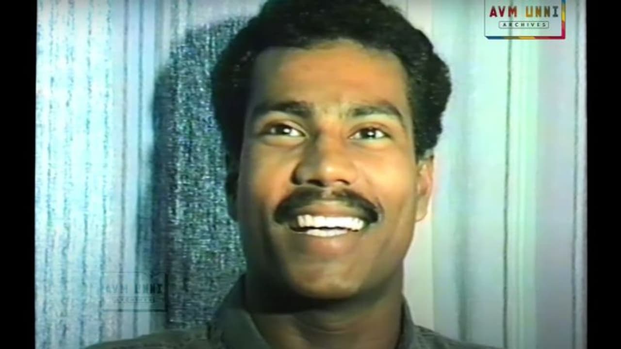 'ചിരിയാണല്ലോ മനുഷ്യന് ഒരു സമാധാനം'; കലാഭവന് മണിയുടെ ആദ്യ അഭിമുഖത്തിന്റെ വീഡിയോ 'ചിരിയാണല്ലോ മനുഷ്യന് ഒരു സമാധാനം'; കലാഭവന് മണിയുടെ ആദ്യ അഭിമുഖത്തിന്റെ വീഡിയോ