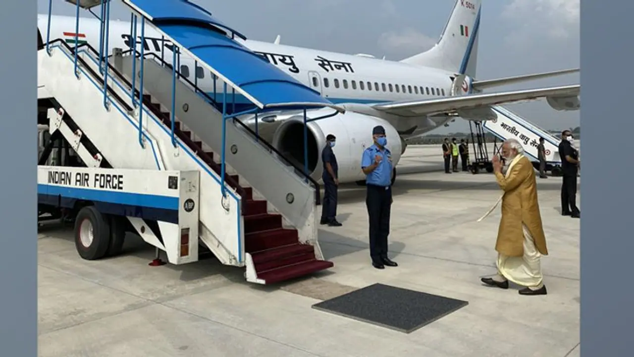 இந்துக்களின் பலனால் கனவை நினைவாக்க அயோத்திக்கு புறப்பட்டார் பிரதமர் மோடி..! இந்துக்களின் பலனால் கனவை நினைவாக்க அயோத்திக்கு புறப்பட்டார் பிரதமர் மோடி..!