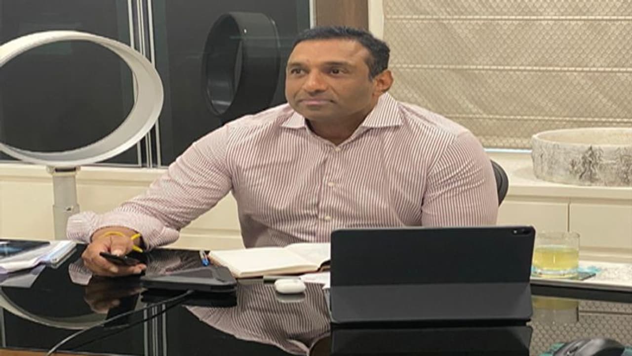 కరోనా ఎఫెక్ట్...ఇకపై స్వస్థలాల్లోనే ఉద్యోగాలు: మంత్రి మేకపాటి కరోనా ఎఫెక్ట్...ఇకపై స్వస్థలాల్లోనే ఉద్యోగాలు: మంత్రి మేకపాటి