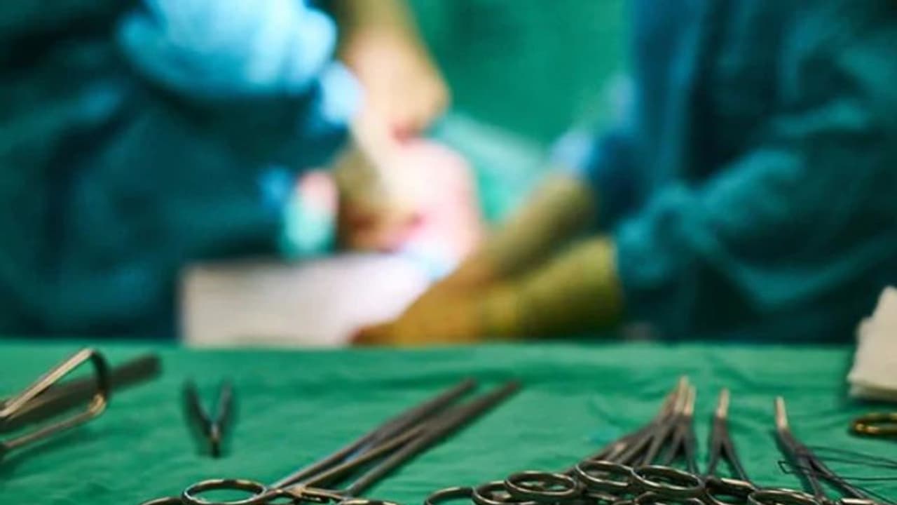 ശരീരഭാരം കൂടിക്കൊണ്ടിരുന്നു, കടുത്ത വയറുവേദനയും; മദ്ധ്യവയസ്കയ്ക്ക് സംഭവിച്ചത്... ശരീരഭാരം കൂടിക്കൊണ്ടിരുന്നു, കടുത്ത വയറുവേദനയും; മദ്ധ്യവയസ്കയ്ക്ക് സംഭവിച്ചത്...