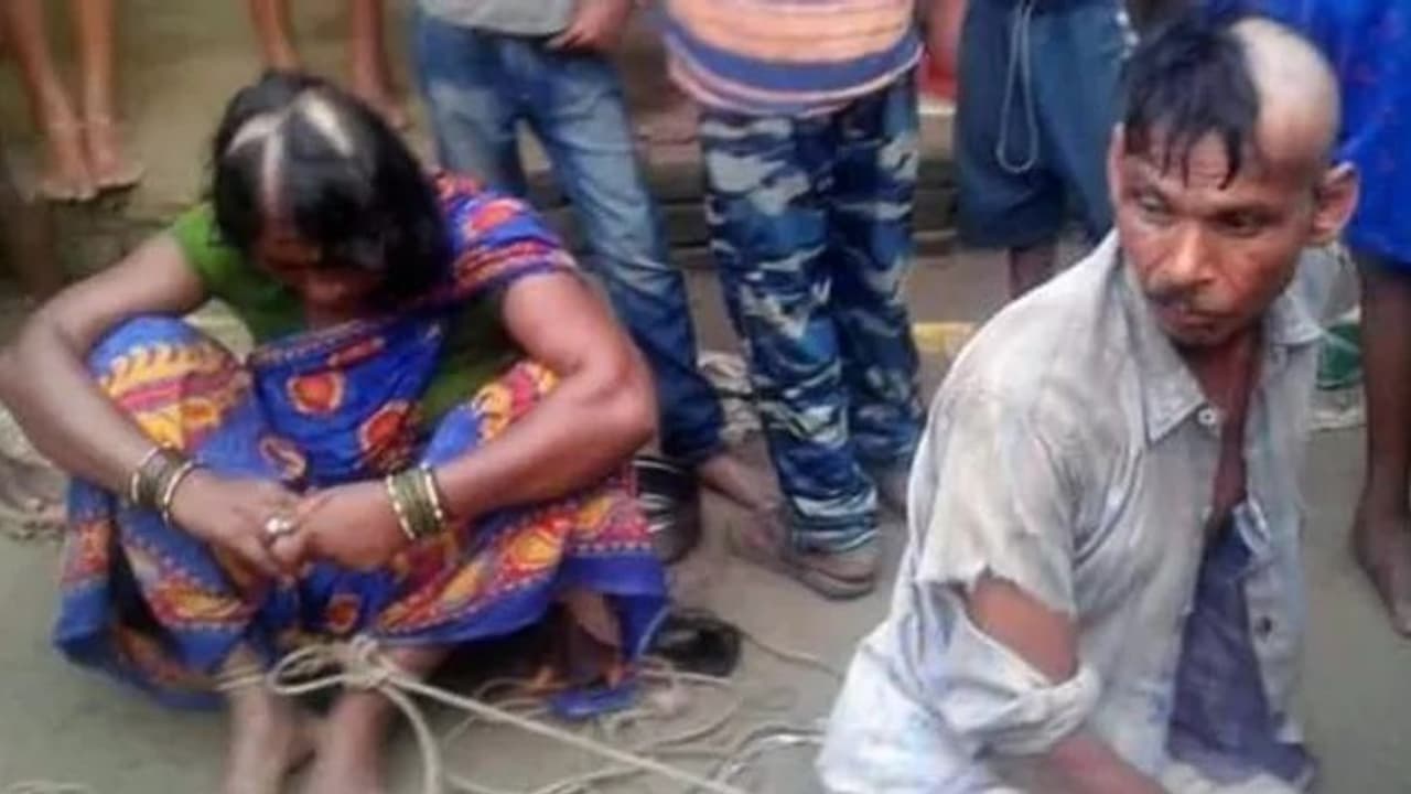पड़ोसी के घर में महिला के साथ आपत्तिजनक हालत में पकड़ा गया युवक, गांव वालों ने दी ऐसी सजा पड़ोसी के घर में महिला के साथ आपत्तिजनक हालत में पकड़ा गया युवक, गांव वालों ने दी ऐसी सजा