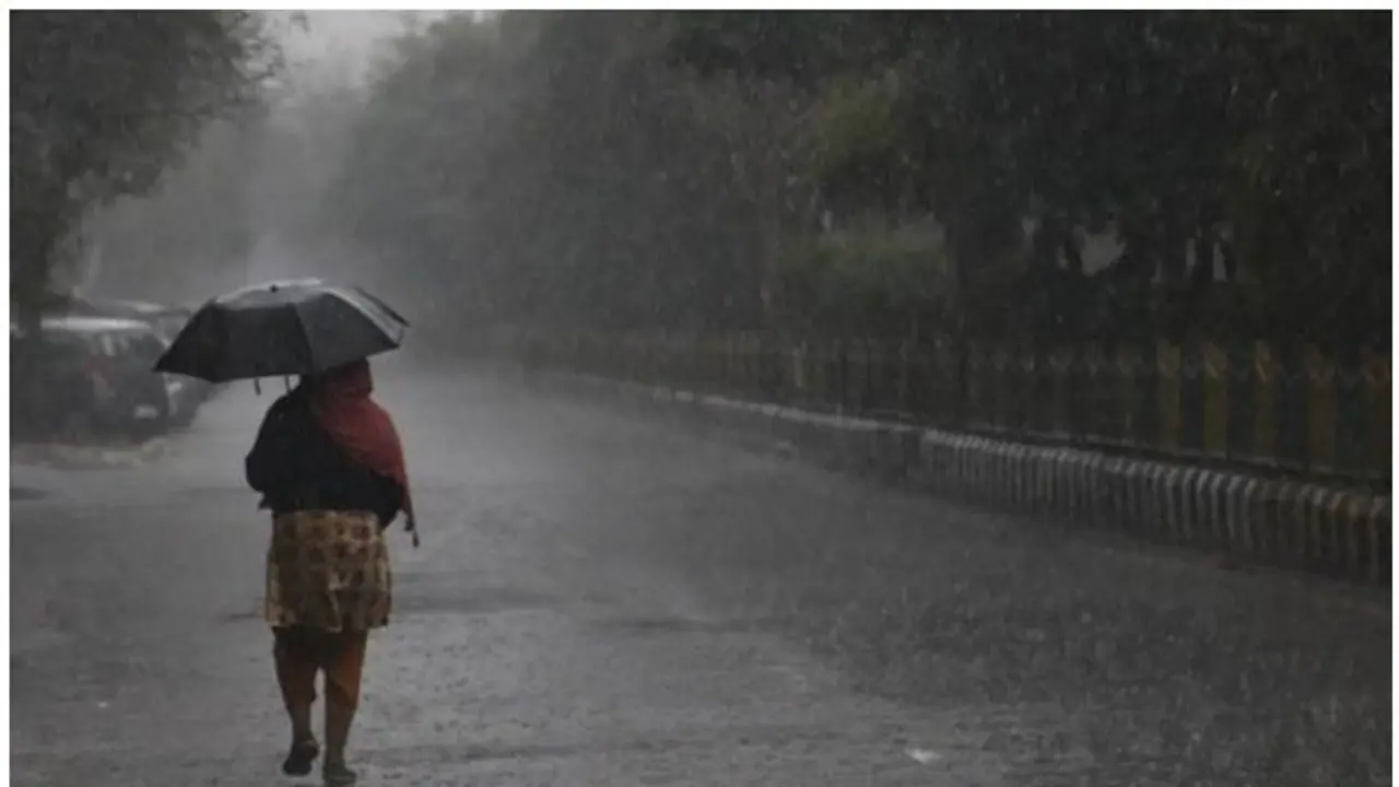 সোমবার দক্ষিণবঙ্গের প্রায় সব জেলাতেই বজ্রবিদ্যুৎ সহ বৃষ্টি, ভিজবে তিলোত্তমাও সোমবার দক্ষিণবঙ্গের প্রায় সব জেলাতেই বজ্রবিদ্যুৎ সহ বৃষ্টি, ভিজবে তিলোত্তমাও