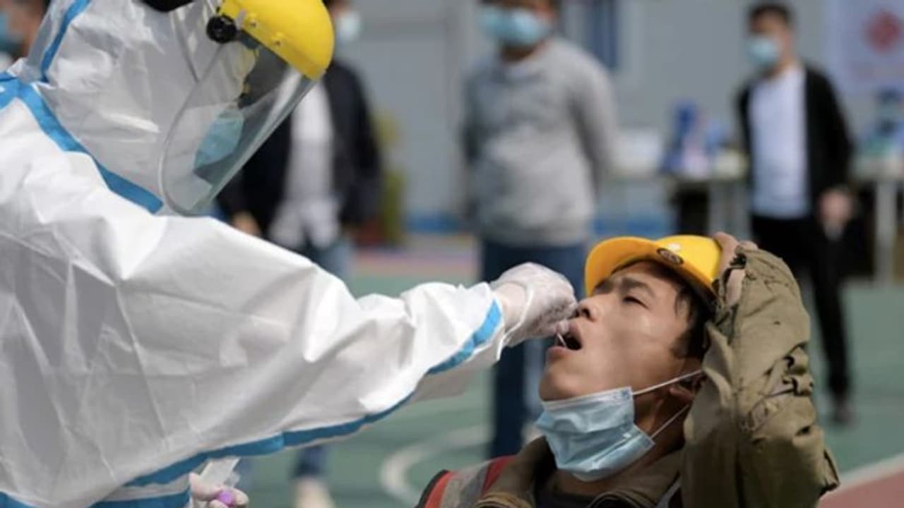 കൊവിഡ് ഭേദമായ 90% പേരിലും പല ആരോഗ്യപ്രശ്‌നങ്ങള്‍; കണ്ടെത്തലുമായി ഗവേഷകസംഘം...