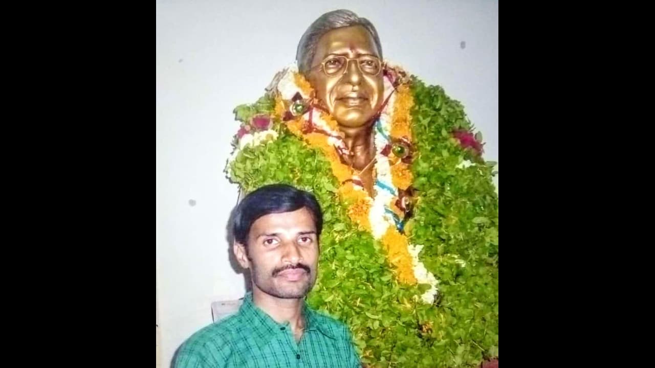 తెలంగాణ సిద్ధాంతకర్త , ఉద్యమ స్ఫూర్తి ప్రదాత ప్రొఫెసర్ జయశంకర్ జయంతి తెలంగాణ సిద్ధాంతకర్త , ఉద్యమ స్ఫూర్తి ప్రదాత ప్రొఫెసర్ జయశంకర్ జయంతి