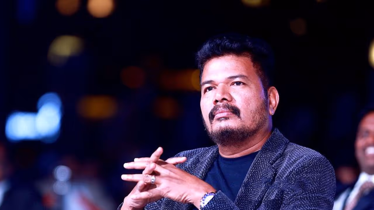 #BREAKING கதை திருட்டு வழக்கில் பிடிவாரண்ட் பிறப்பிக்கப்பட்டதா?... இயக்குநர் ஷங்கர் அதிரடி விளக்கம்...! #BREAKING கதை திருட்டு வழக்கில் பிடிவாரண்ட் பிறப்பிக்கப்பட்டதா?... இயக்குநர் ஷங்கர் அதிரடி விளக்கம்...!