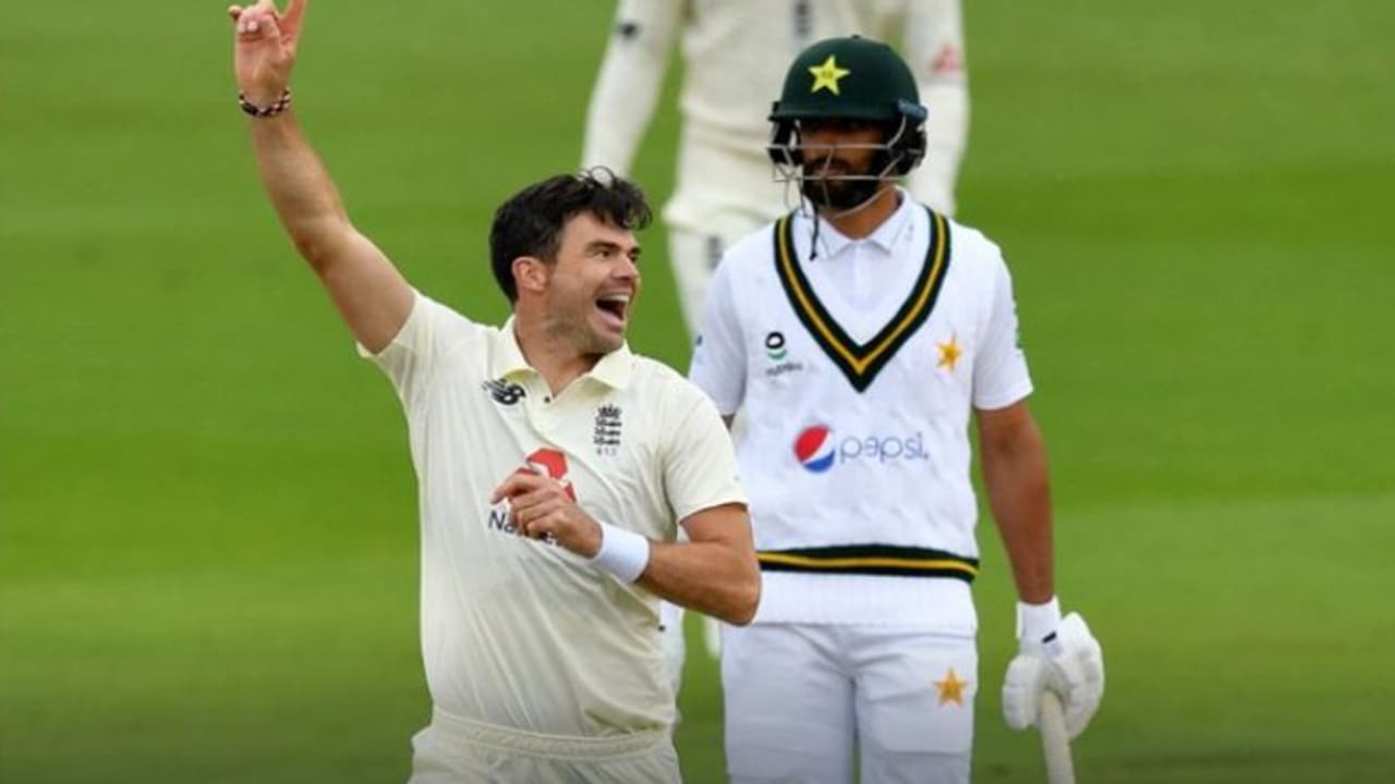 ৫৯৯ তে দাঁড়িয়ে অ্যান্ডারসন, ৬০০ উইকেটের পথে সবথেকে বড় বাঁধা বৃৃষ্টি ৫৯৯ তে দাঁড়িয়ে অ্যান্ডারসন, ৬০০ উইকেটের পথে সবথেকে বড় বাঁধা বৃৃষ্টি