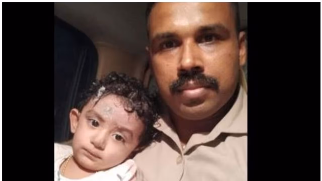 വിമാന അപകടത്തില് നിന്ന് രക്ഷപ്പെട്ട കുഞ്ഞ് ഏറെനേരം ഒറ്റപ്പെട്ടു, രക്ഷിതാക്കളെ കണ്ടെത്തി വിമാന അപകടത്തില് നിന്ന് രക്ഷപ്പെട്ട കുഞ്ഞ് ഏറെനേരം ഒറ്റപ്പെട്ടു, രക്ഷിതാക്കളെ കണ്ടെത്തി