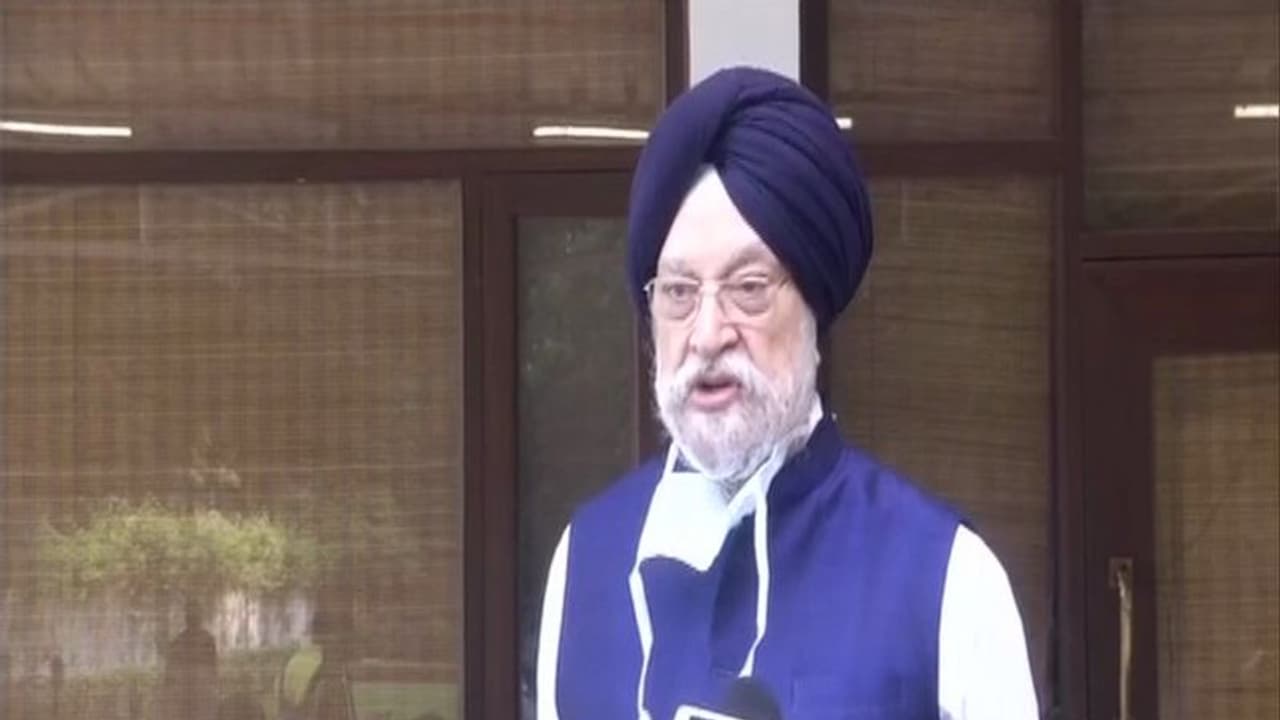 hardeep puri: மக்கள்தான் முக்கியம்! எந்த நாட்டிலும் கச்சா எண்ணெய் வாங்குவோம்: ஹர்தீப் பூரி விளக்கம்