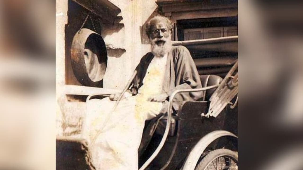 ছবি আঁকা ছেড়ে যাত্রা লেখায় ডুবে অবন ঠাকুর, জোড়াসাঁকোয় মঞ্চস্থ হতেই মন্ত্রমুগ্ধ রবীন্দ্রনাথ ছবি আঁকা ছেড়ে যাত্রা লেখায় ডুবে অবন ঠাকুর, জোড়াসাঁকোয় মঞ্চস্থ হতেই মন্ত্রমুগ্ধ রবীন্দ্রনাথ