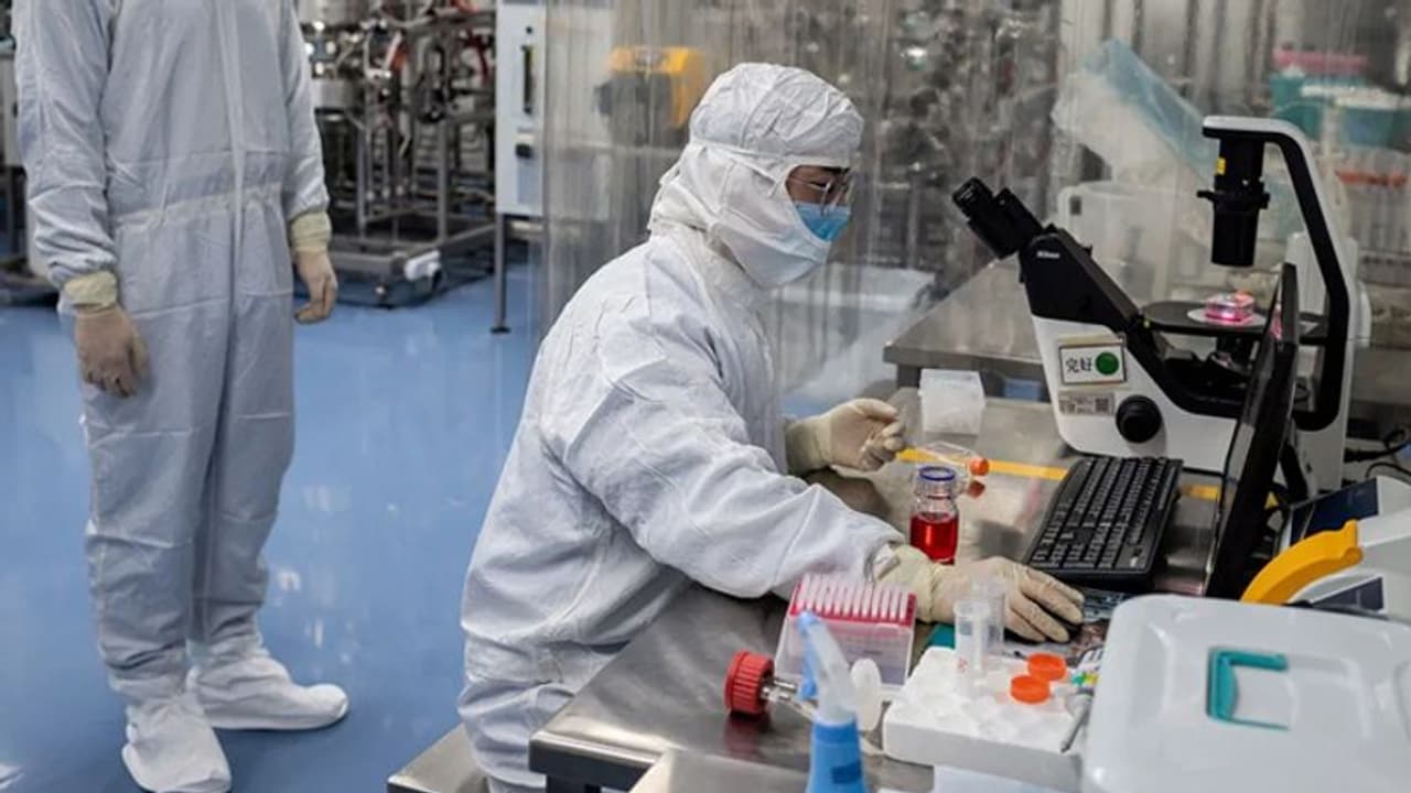 కరోనా నిర్దారణకు ఐదు రకాల టెస్టులు... అత్యుత్తమం ఏదంటే: కోవిడ్ నోడల్ ఆఫీసర్ కరోనా నిర్దారణకు ఐదు రకాల టెస్టులు... అత్యుత్తమం ఏదంటే: కోవిడ్ నోడల్ ఆఫీసర్