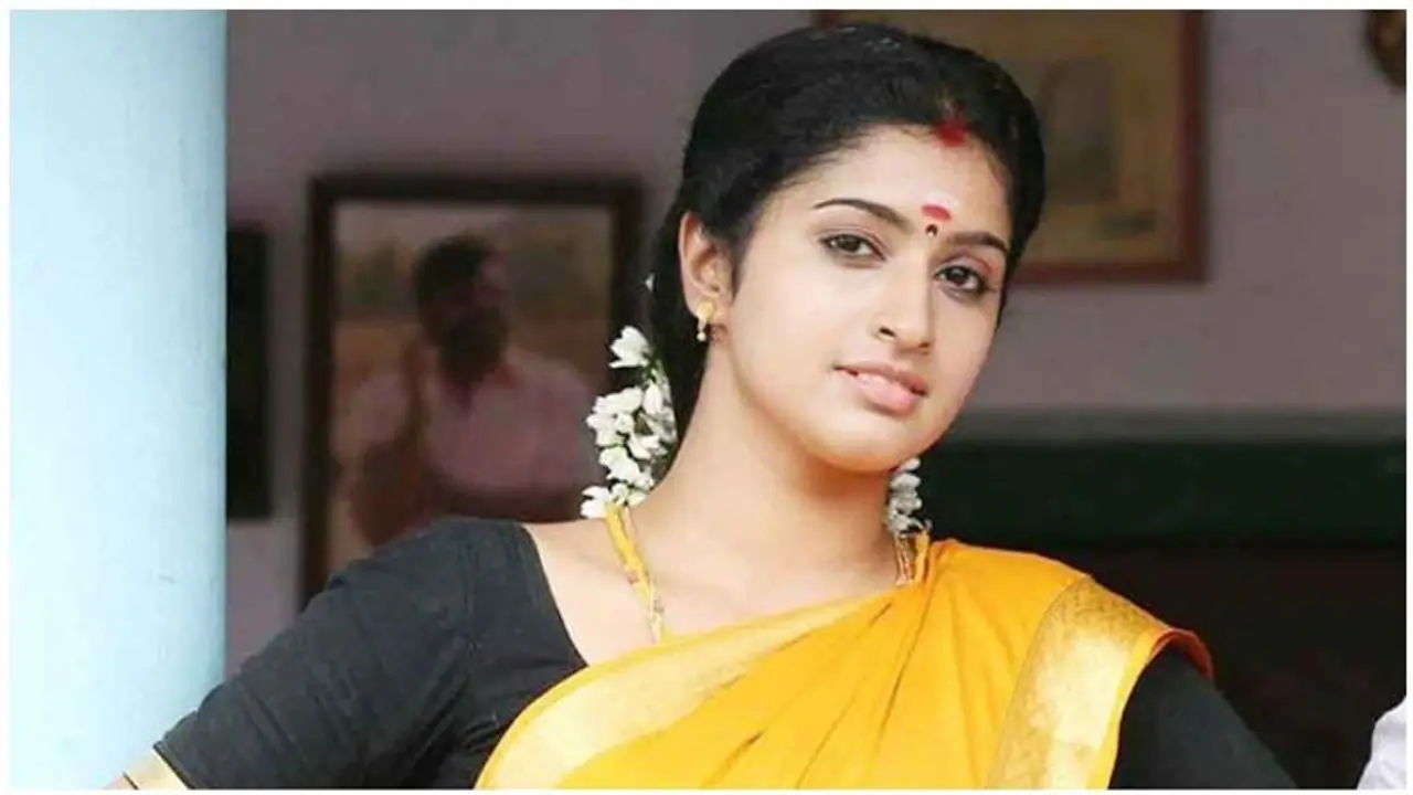 கீர்த்தி சுரேஷை தொடர்ந்து அரசு விழிப்புணர்வு விளம்பத்தில் நடிகை தன்யா ரவிச்சந்திரன்..! கீர்த்தி சுரேஷை தொடர்ந்து அரசு விழிப்புணர்வு விளம்பத்தில் நடிகை தன்யா ரவிச்சந்திரன்..!