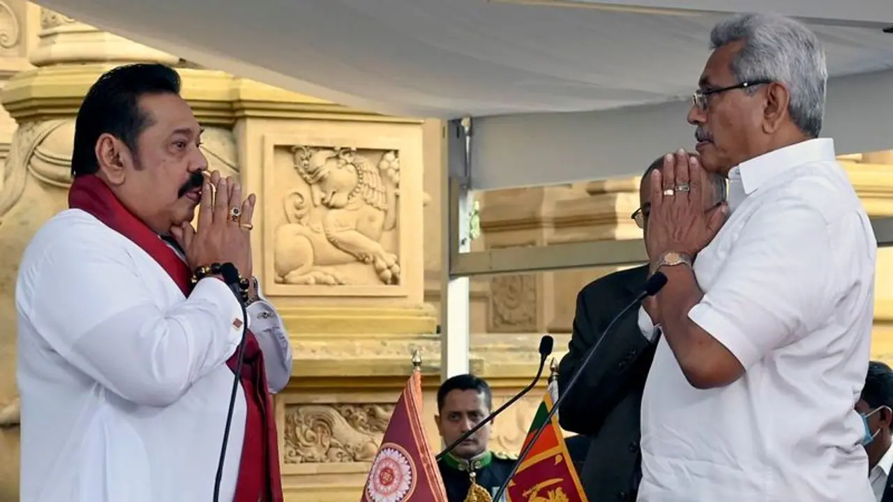 ಲಂಕಾ ಅಧ್ಯಕ್ಷರ ಅಧಿಕಾರ ಕಟ್‌?: ಸೋದರ ಗೋಟಬಾಯ ಅಧಿಕಾರ ಮೊಟಕುಗೊಳಿಸಲು ಮಹಿಂದಾ!