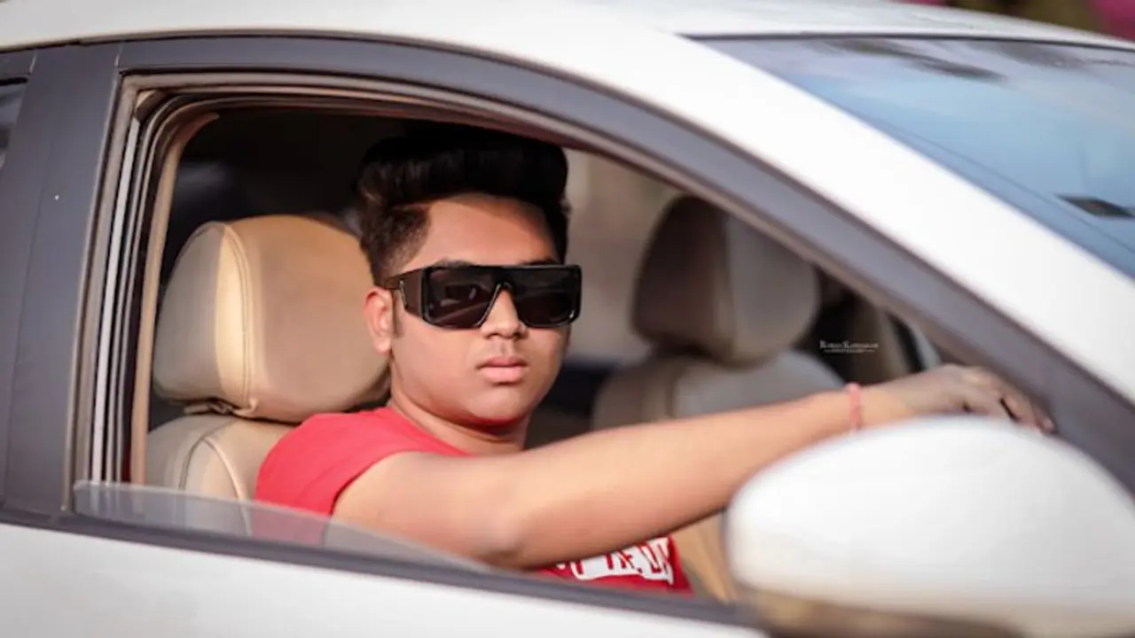 Meet India’s youngest and most talented fashion bloggers, Gaurav Gaikwad