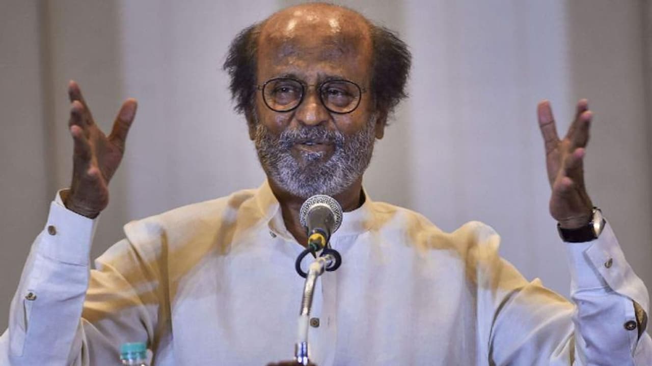 நவம்பரில் உறுதியாக கட்சி தொடங்கும் ரஜினி... எம்.ஜி.ஆர் பாணியில் அசத்த திட்டம்..!