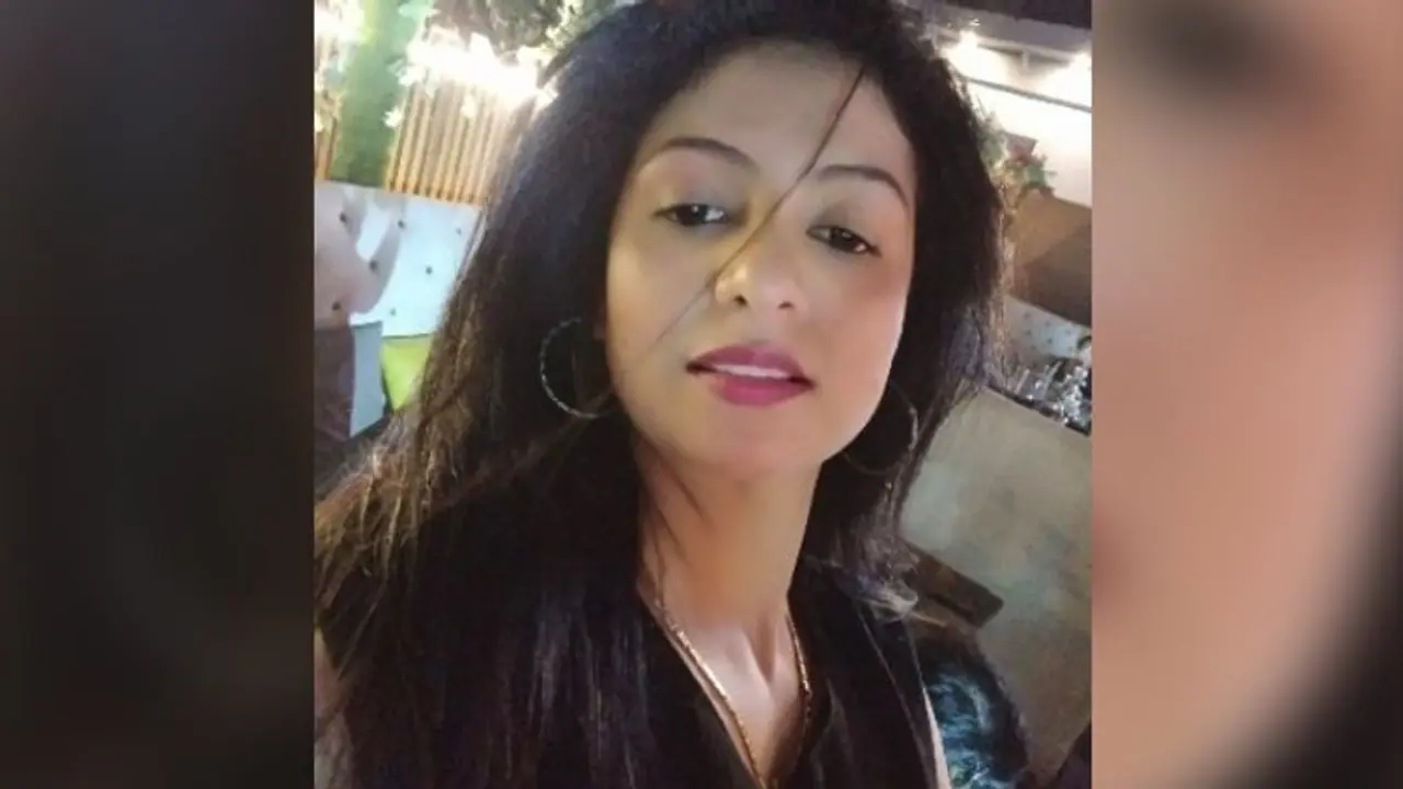 রাম মন্দিরের ভূমিপুজোয় অভিনন্দন জানাতেই ধর্ষণ ও খুনের হুমকি, আতঙ্কে লালবাজারে হাসিন জাহান রাম মন্দিরের ভূমিপুজোয় অভিনন্দন জানাতেই ধর্ষণ ও খুনের হুমকি, আতঙ্কে লালবাজারে হাসিন জাহান