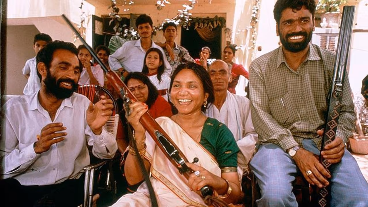 ২৩ দিন ধরে গণধর্ষণ, তবু দমেননি, ফুলনদেবী র বিদ্রোহ ছিল পুরুষতন্ত্রের বিরুদ্ধে আওয়াজ ২৩ দিন ধরে গণধর্ষণ, তবু দমেননি, ফুলনদেবী র বিদ্রোহ ছিল পুরুষতন্ত্রের বিরুদ্ধে আওয়াজ