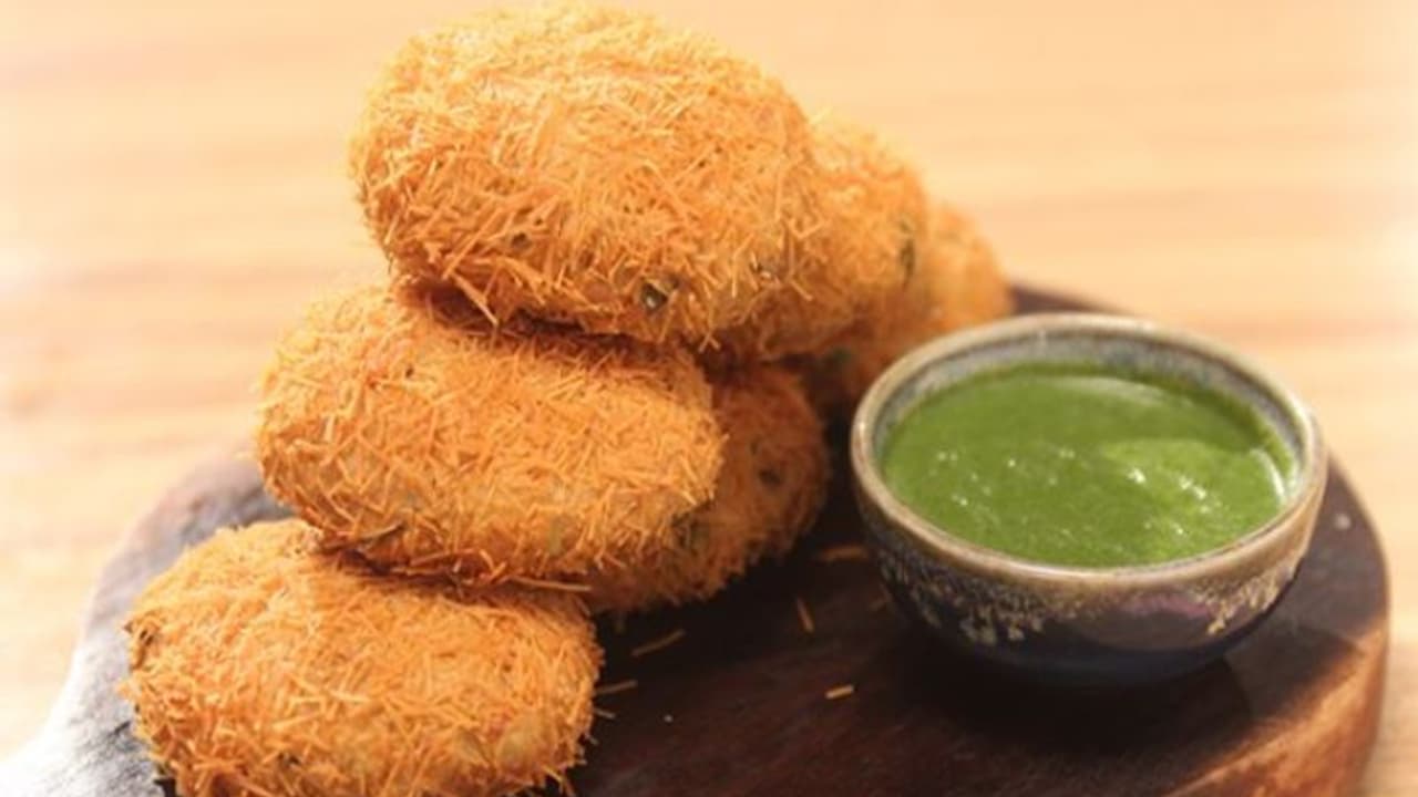 রেস্তোরাঁর স্বাদের মুখরোচক রাশিয়ান কাটলেট, খুব সহজেই তৈরি হবে বাড়িতে রেস্তোরাঁর স্বাদের মুখরোচক রাশিয়ান কাটলেট, খুব সহজেই তৈরি হবে বাড়িতে